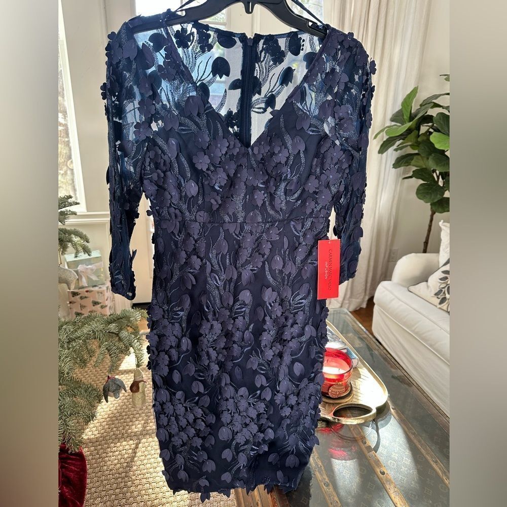 CARMEN MARC VALVO Illusion V Front Navy Gown Size 2 NEW WITH TAG